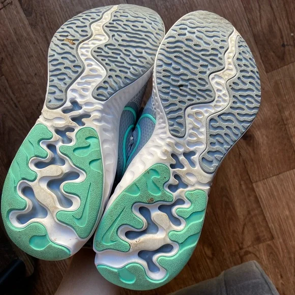 Nike Renew Tennis Shoes/Sneakers - Picture 6 of 6